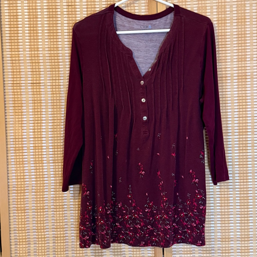 Croft & Barrow Burgundy Floral Henley Top XL Long Sleeve Pintuck Blouse Fairy